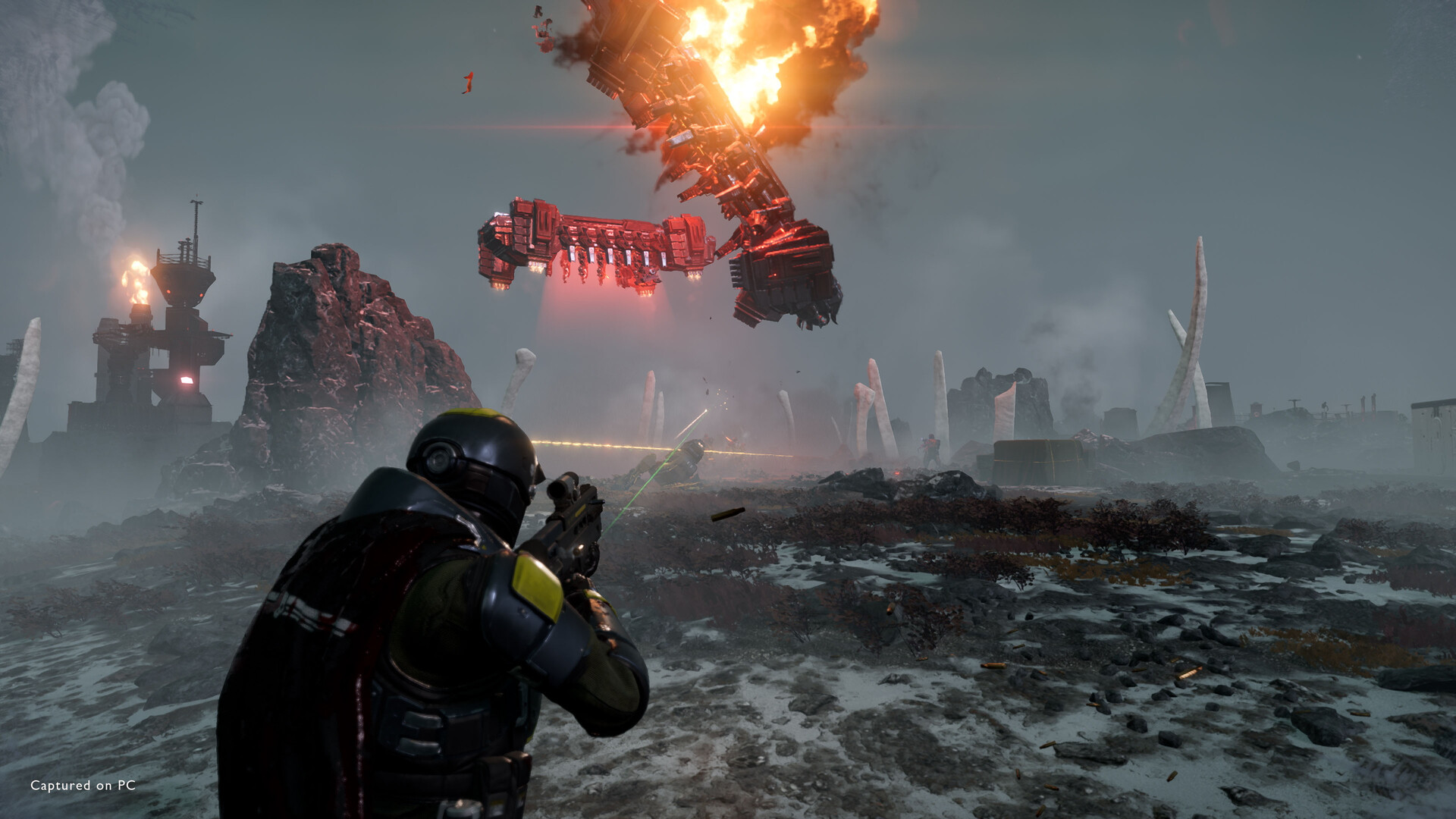 開發商表示《Helldivers 2》「永遠」不會增加 PvP